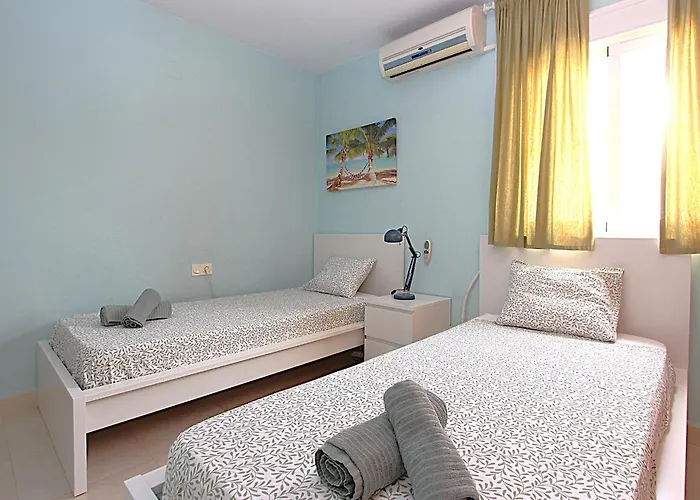 Апартаменти Mediterraneo, Town Centre *